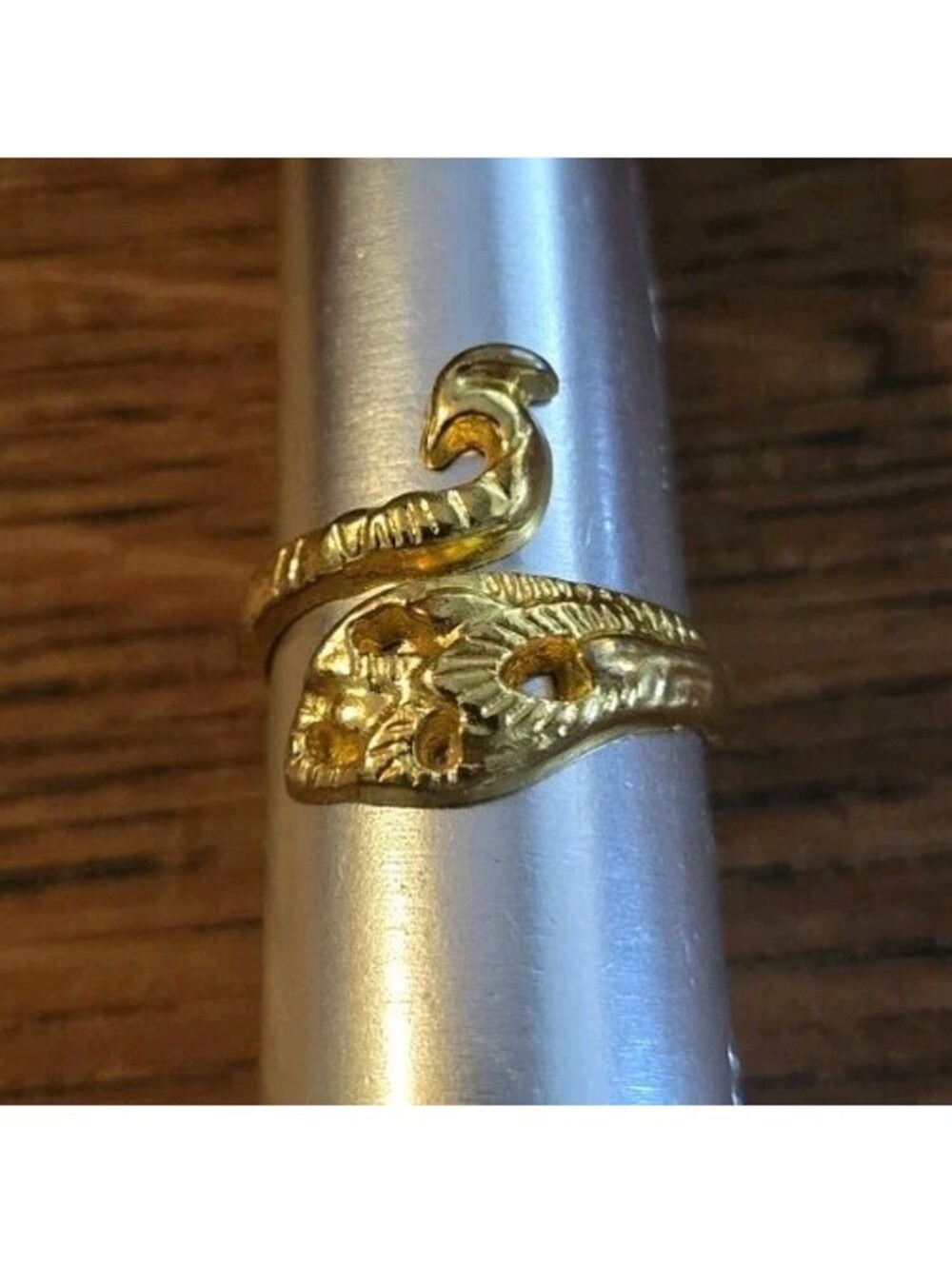 Peacock Goldtoned Ring Size 6.5-7 Bird Costume Jewelry